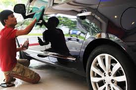 Phủ nano xe hơi sáng bóng chống bụi